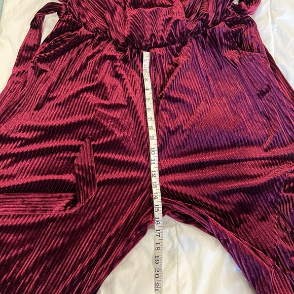 Bold & Chic sleeveless jumpsuit with pockets, size 3X - Picture 12 of 12